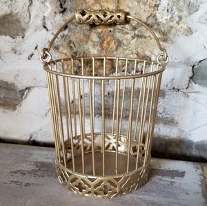 Gold Metal Basket: Decor. Wedding. Flower Girl.